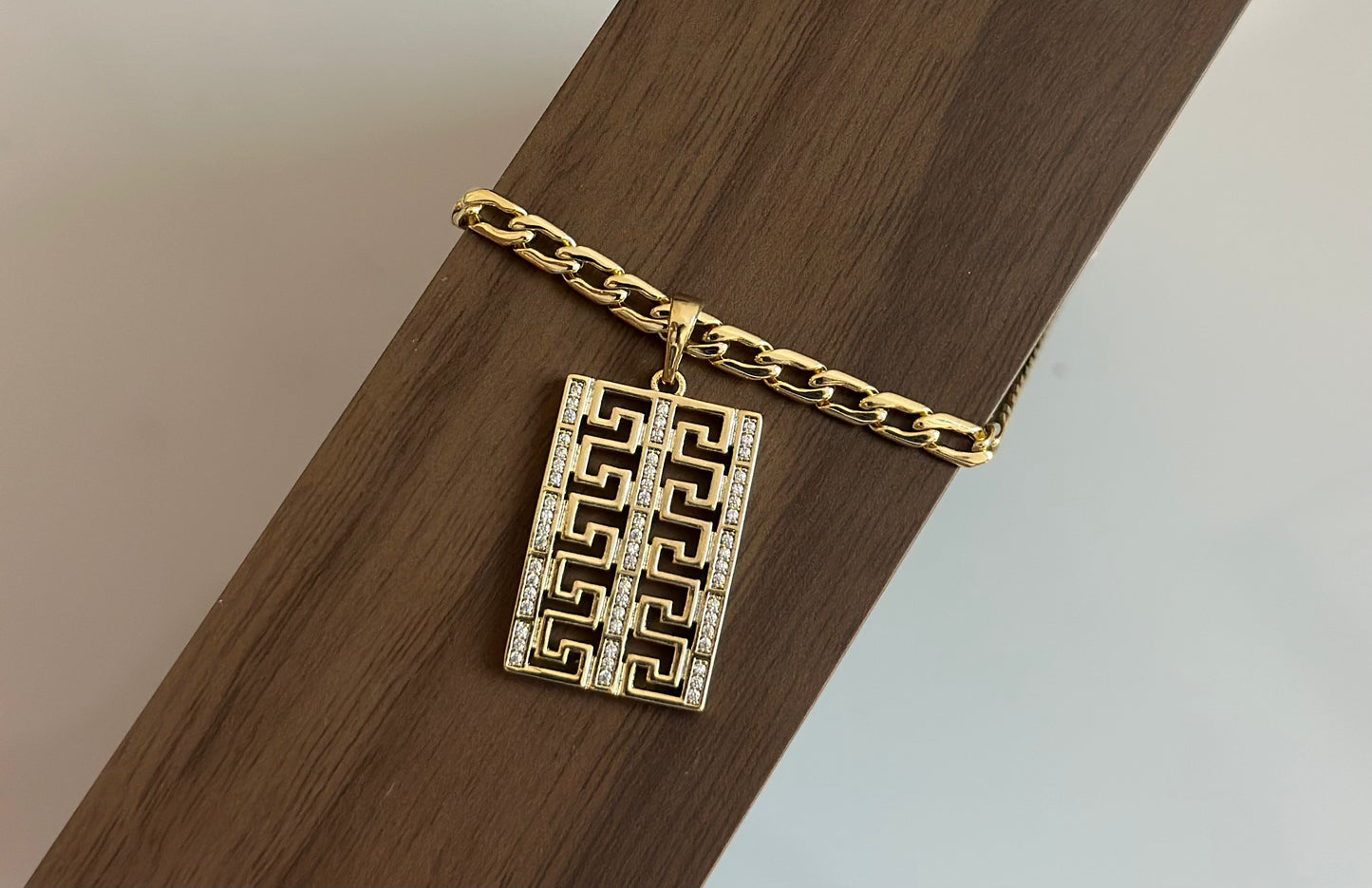 Collar Greca Imperial