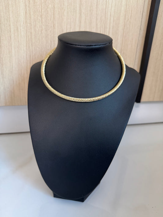 Aro choker
