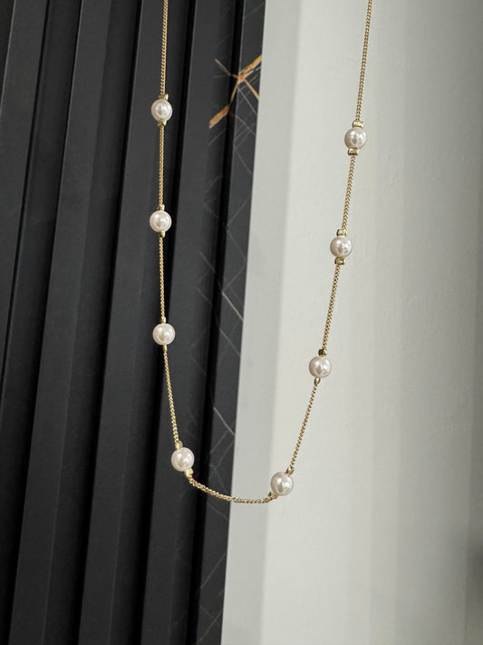 8 Perla’s Necklace
