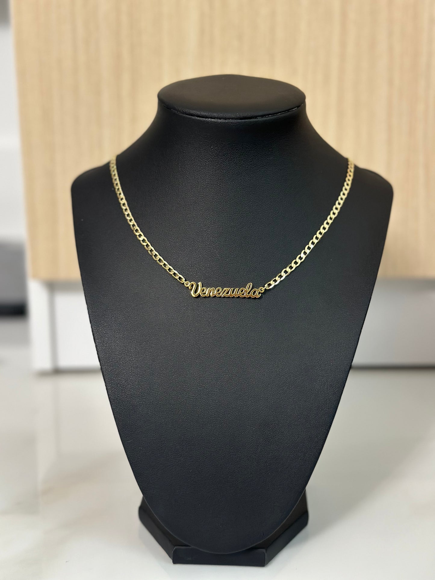 Venezuela, necklace
